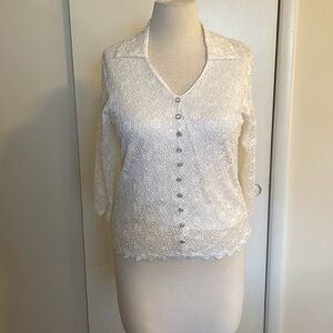 Dress barn - White Lace shirt. 3/4 Lace Sleeves, front button detail. EUC.